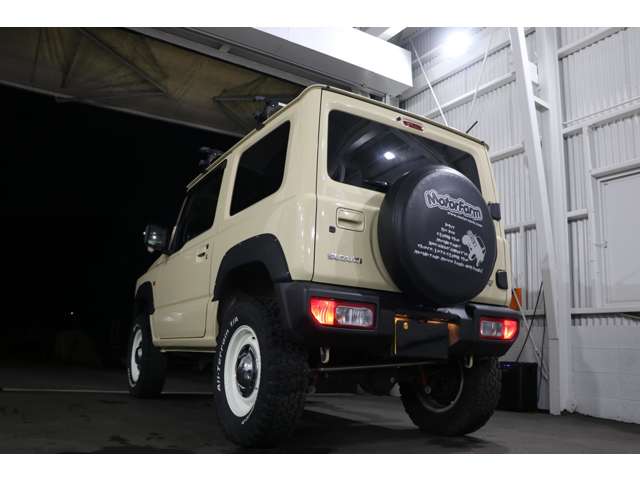 Suzuki Jimny 6