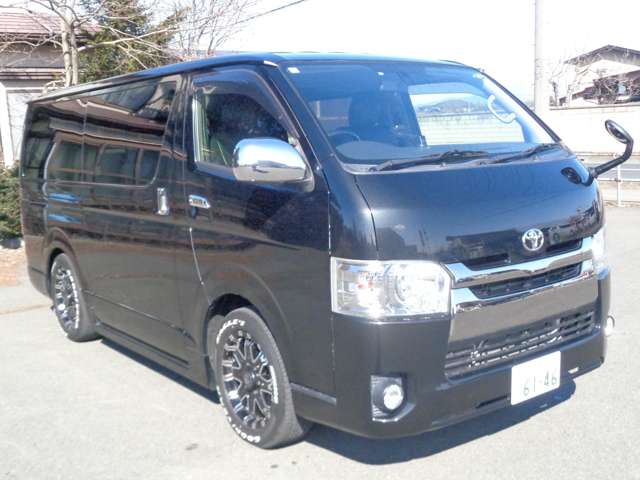 Toyota Regius Ace 6