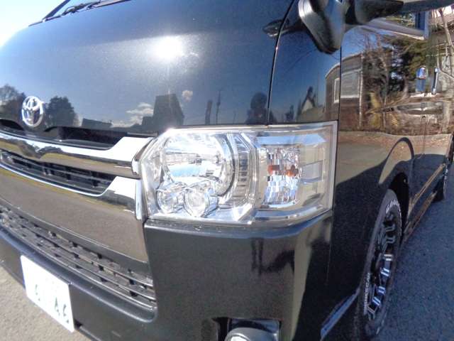 Toyota Regius Ace 10