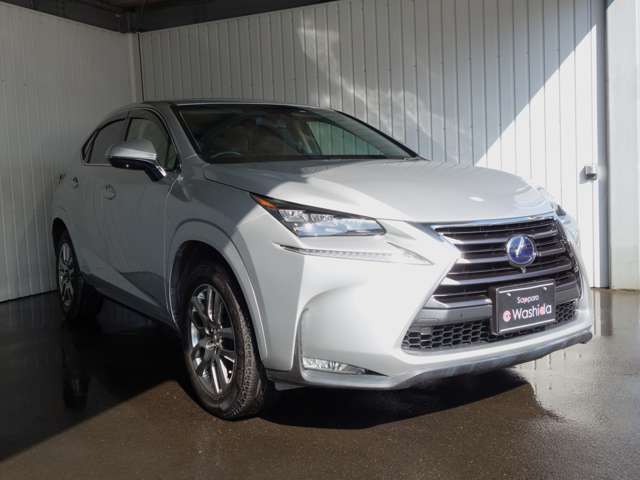 Lexus NX 3