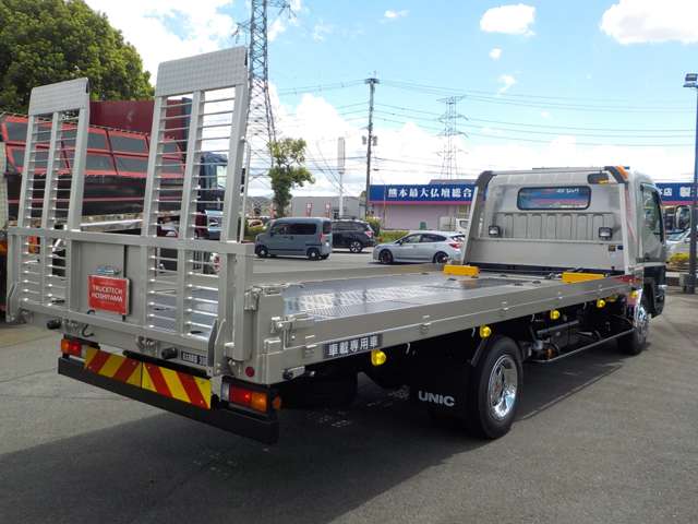 Mitsubishi Fuso Canter 5