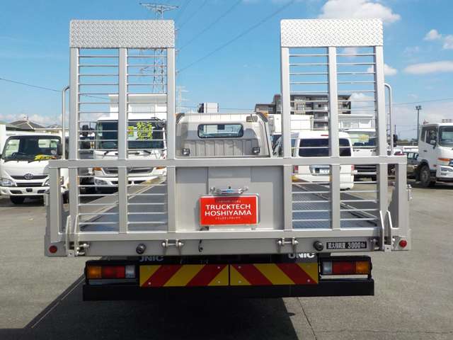Mitsubishi Fuso Canter 10