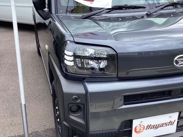 Daihatsu Taft 9