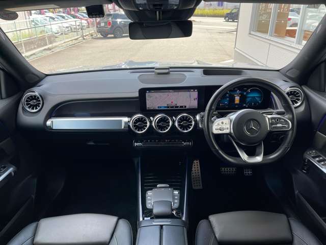 Mercedes-Benz GLB 5