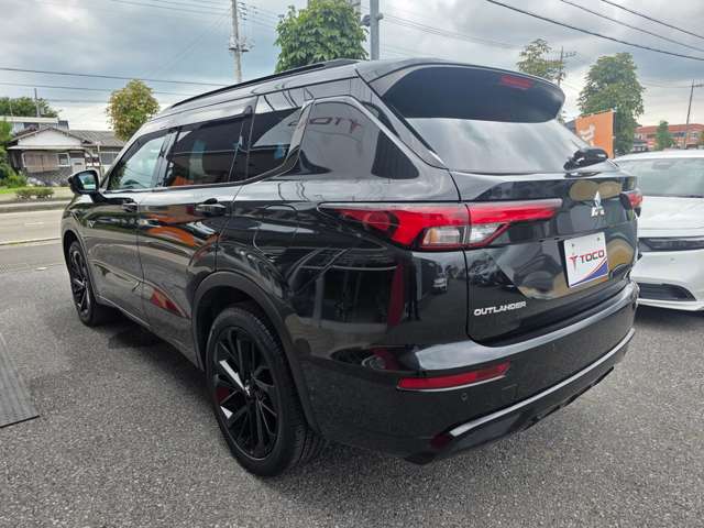 Mitsubishi Outlander PHEV 10