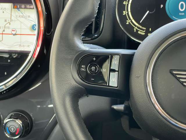 MINI Crossover 7