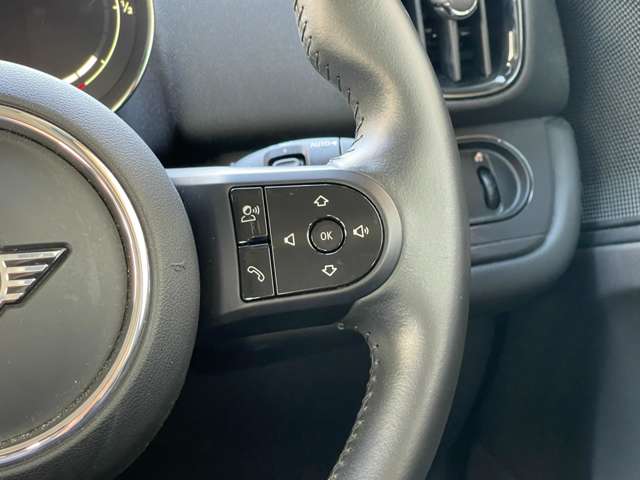 MINI Crossover 8