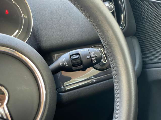 MINI Crossover 10