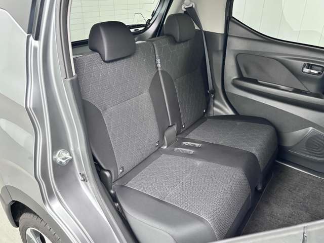 Mitsubishi eK X 5