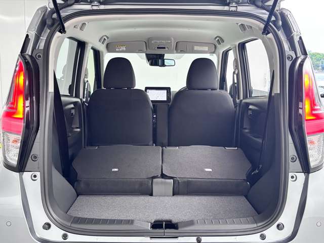 Mitsubishi eK X 6
