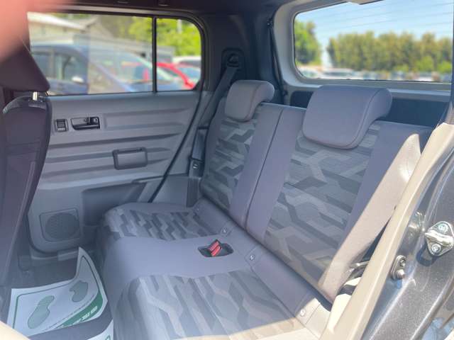 Daihatsu Taft 10