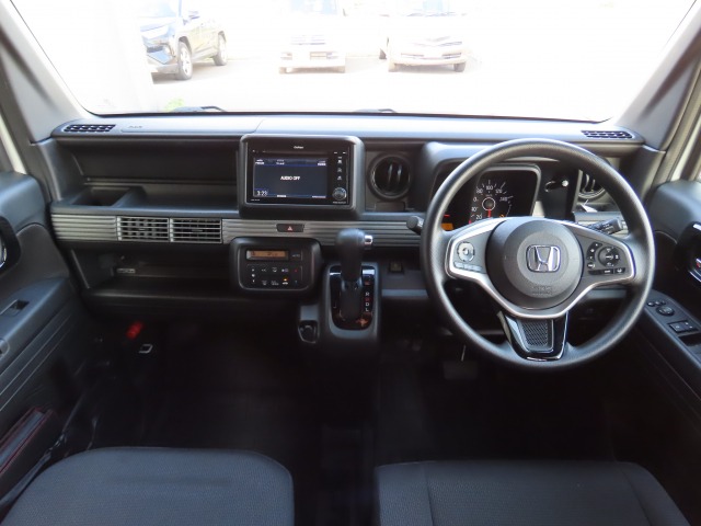 Honda N-VAN 11