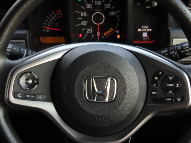 Honda N-VAN 12