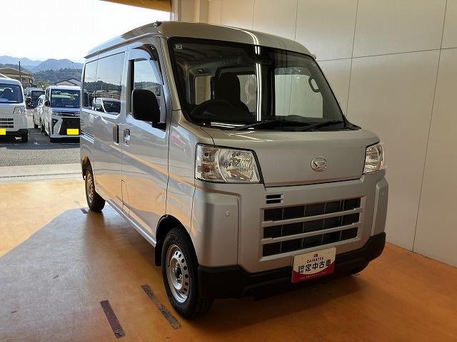 Daihatsu Hijet Cargo 7