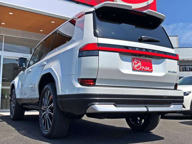 Lexus GX 2