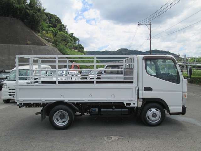Mitsubishi Fuso Canter 9