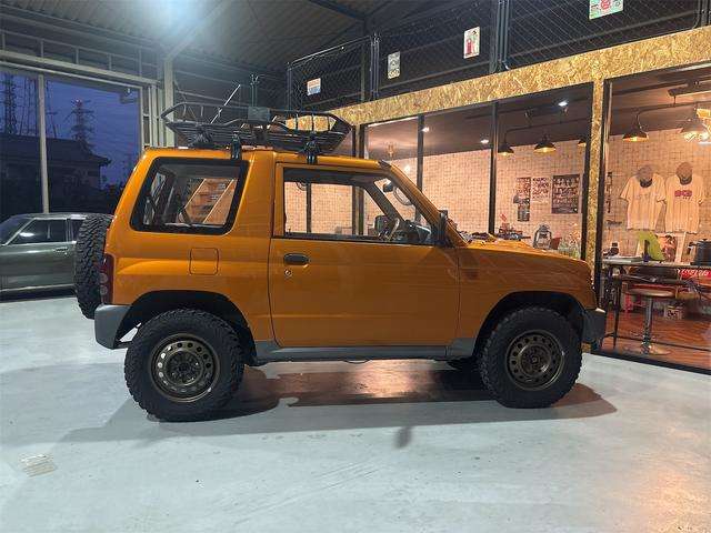 Mitsubishi Pajero Mini 7