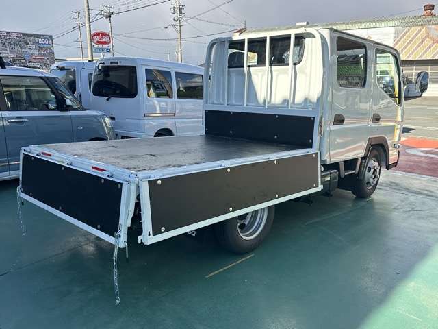 Mitsubishi Fuso Canter 11