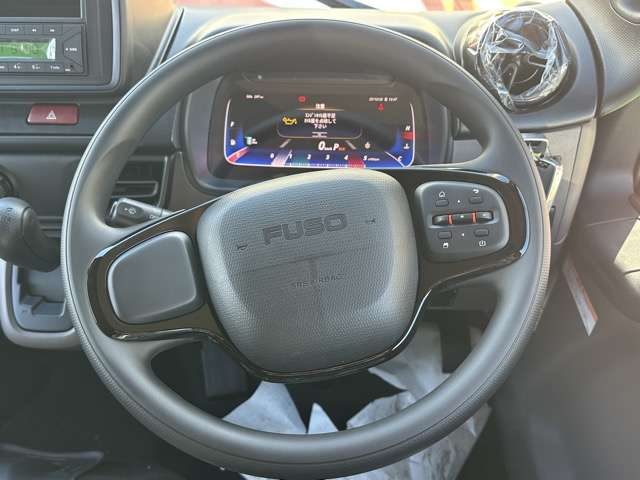 Mitsubishi Fuso Canter 8