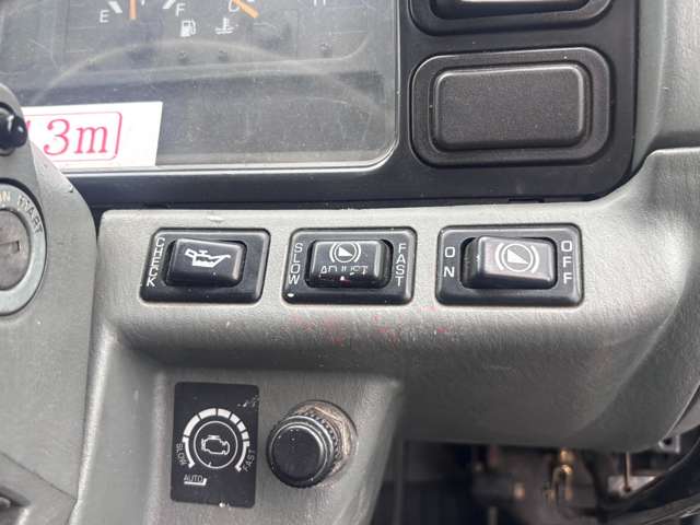 Mitsubishi Fuso Canter 11