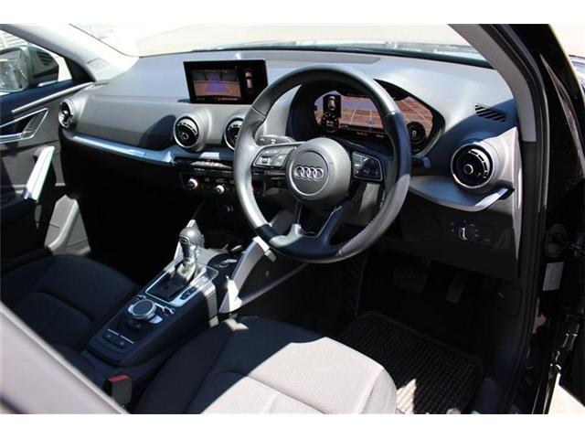Audi Q2 9