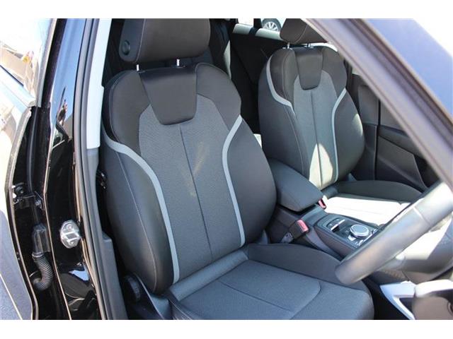 Audi Q2 10