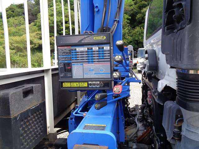 Hino Ranger 12
