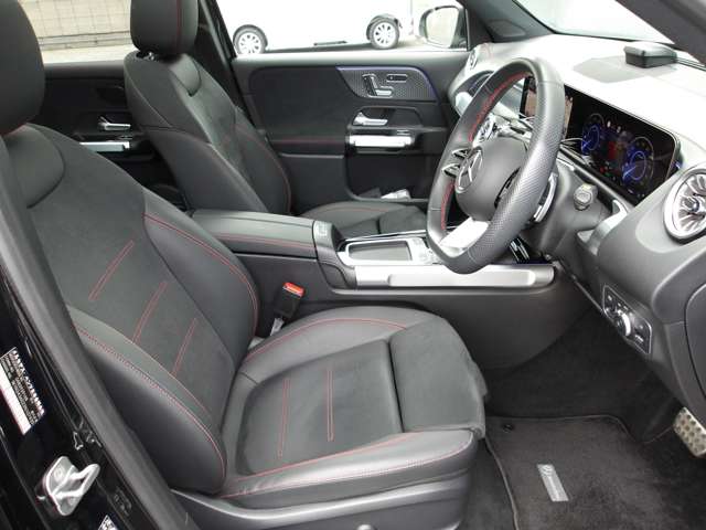 Mercedes-Benz EQB 3