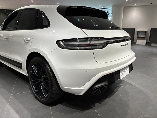 Porsche Macan 5