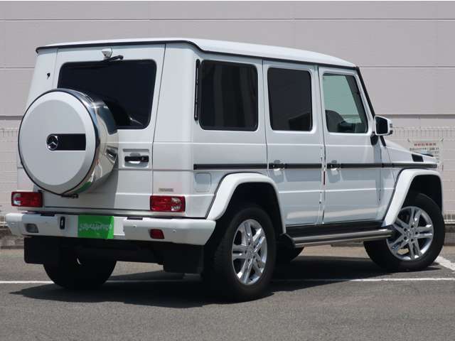 Mercedes-Benz G-Class 2