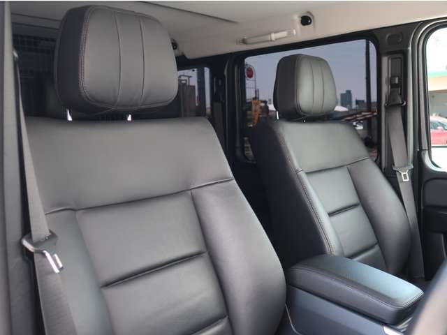 Mercedes-Benz G-Class 5