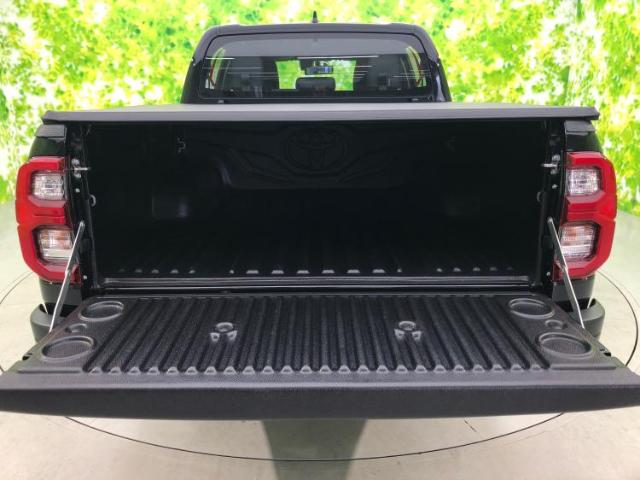 Toyota Hilux 10