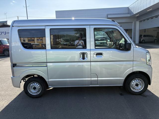 Suzuki Every 4