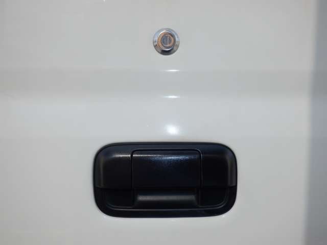 Nissan NV100 Clipper 9