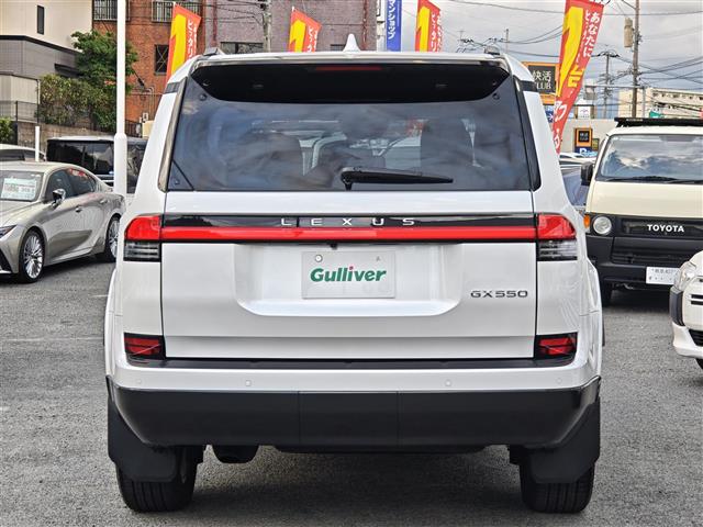 Lexus GX 5