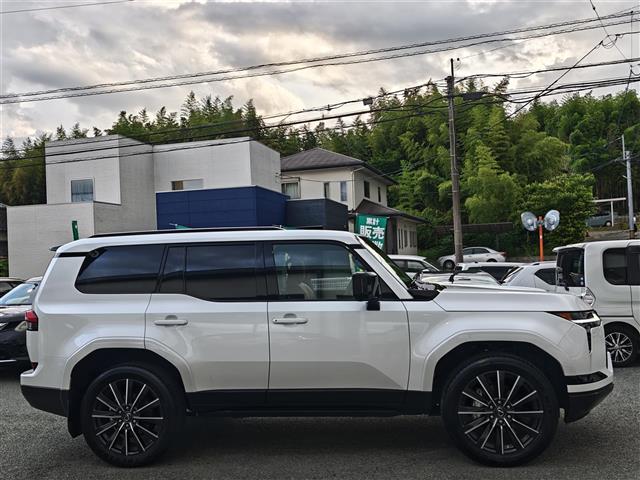 Lexus GX 7