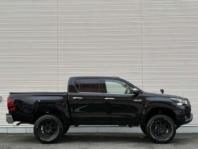 Toyota Hilux 6