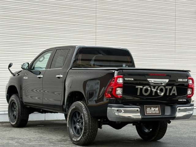 Toyota Hilux 8