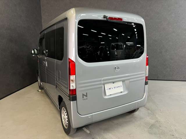 Honda N-VAN 12
