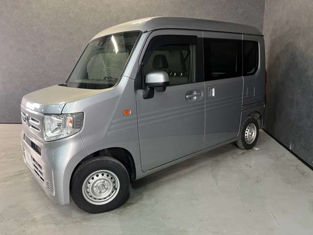 Honda N-VAN 8