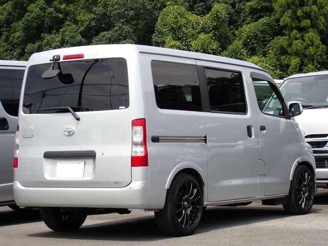 Toyota Town Ace Van 2