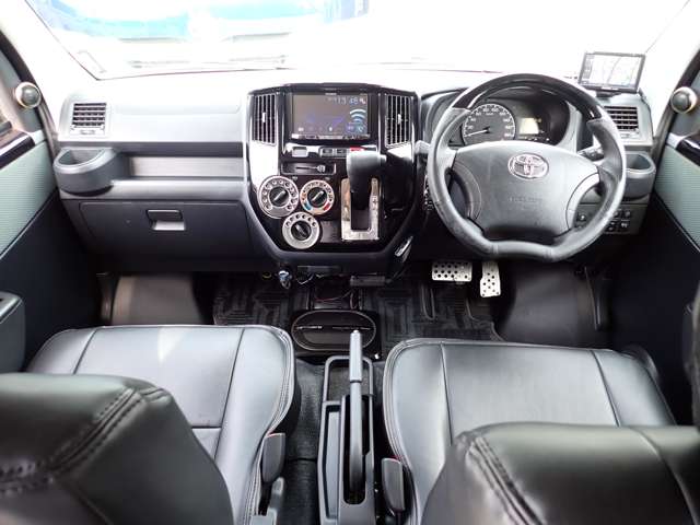 Toyota Town Ace Van 10