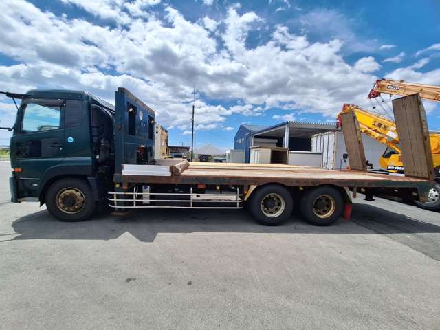 UD Trucks Quon 4