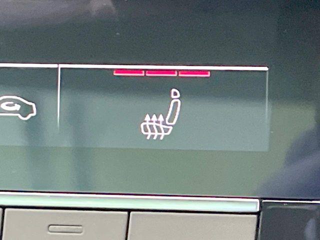 Audi Q8 8