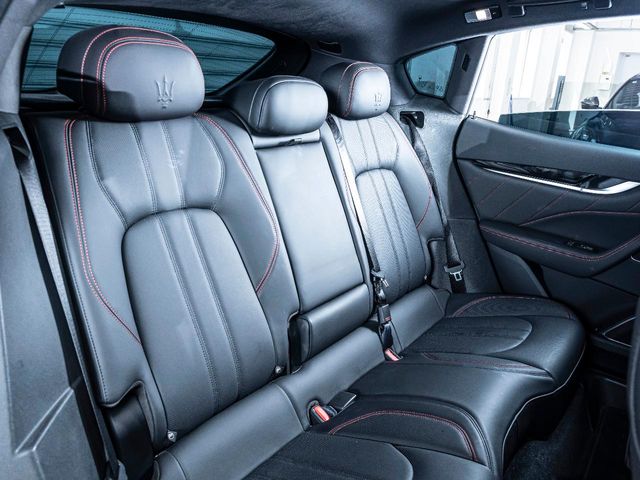Maserati Levante 12