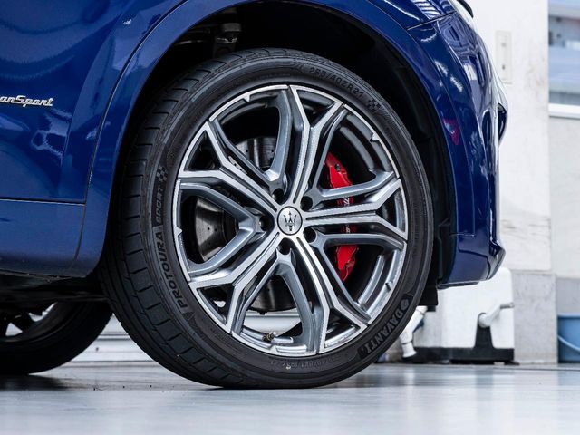 Maserati Levante 6