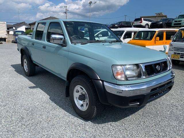 Nissan Datsun 4