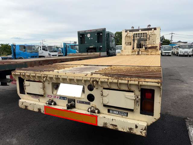 Mitsubishi Fuso The Great 3
