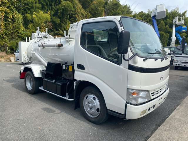 Hino Dutro 6