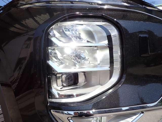 Mitsubishi Outlander 7